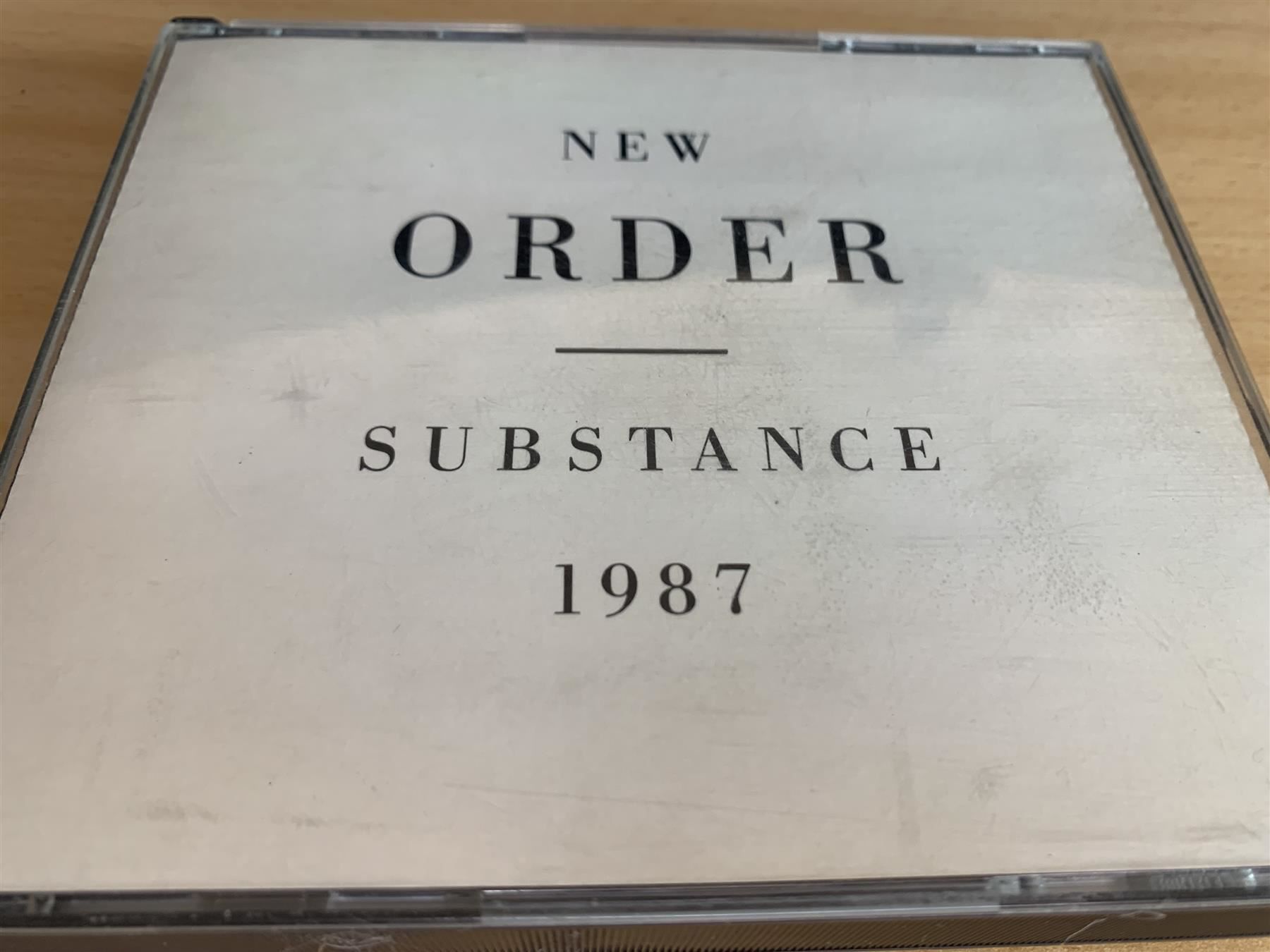 CD: New Order – Substance - 2 CD – Usato da Rikon im Tösstal venduto da Alpenmutz