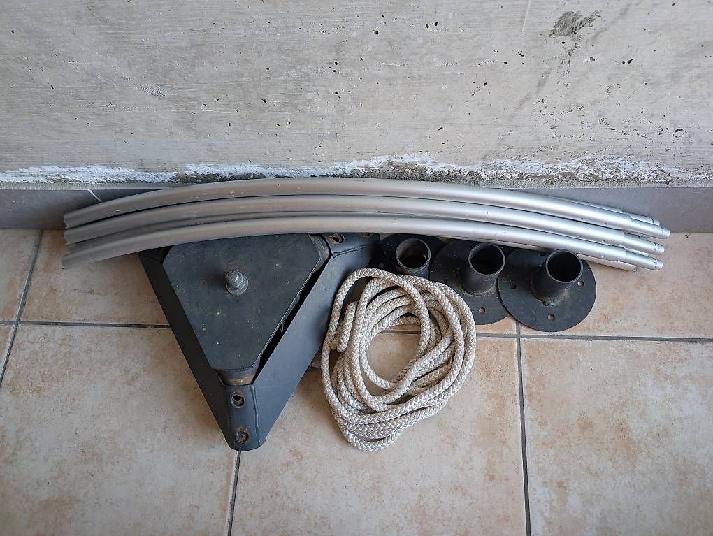 Schallplatten: Cacoon e Tripod in metallo – Gebraucht aus S. Pietro von mir_qp7q