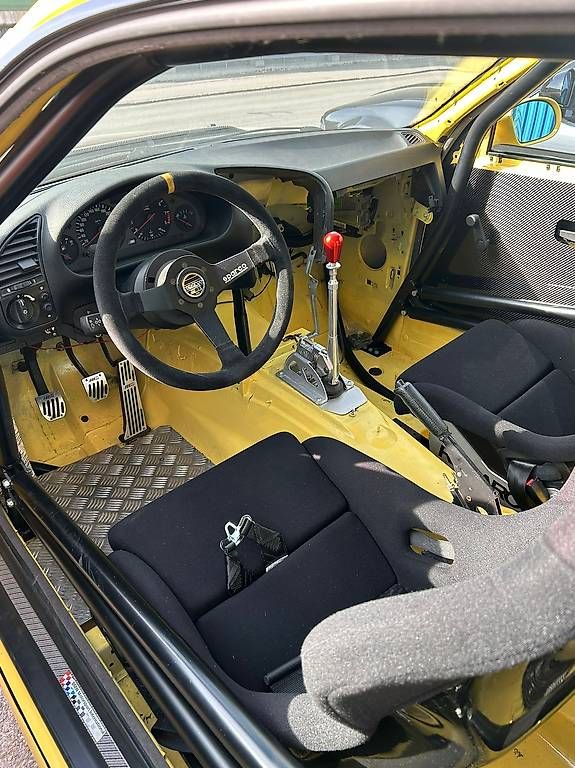 Automobili: BMW M3 E36 Rennwagen (Track-Tool) – Usato da Alpnach Dorf venduto da inf_56t7 7