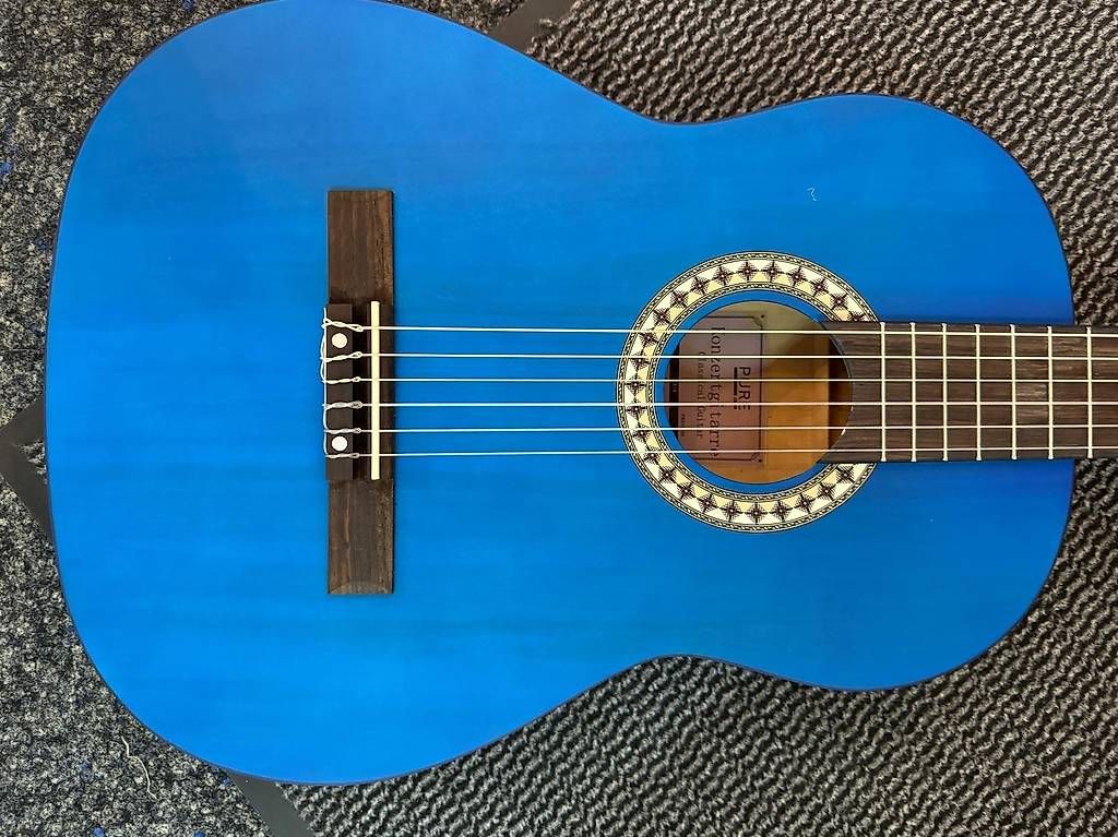 Strumenti musicali: Classical Guitar Gewa 3 sizes and 4 colors – Usato da Morges venduto da GvnMusic 1