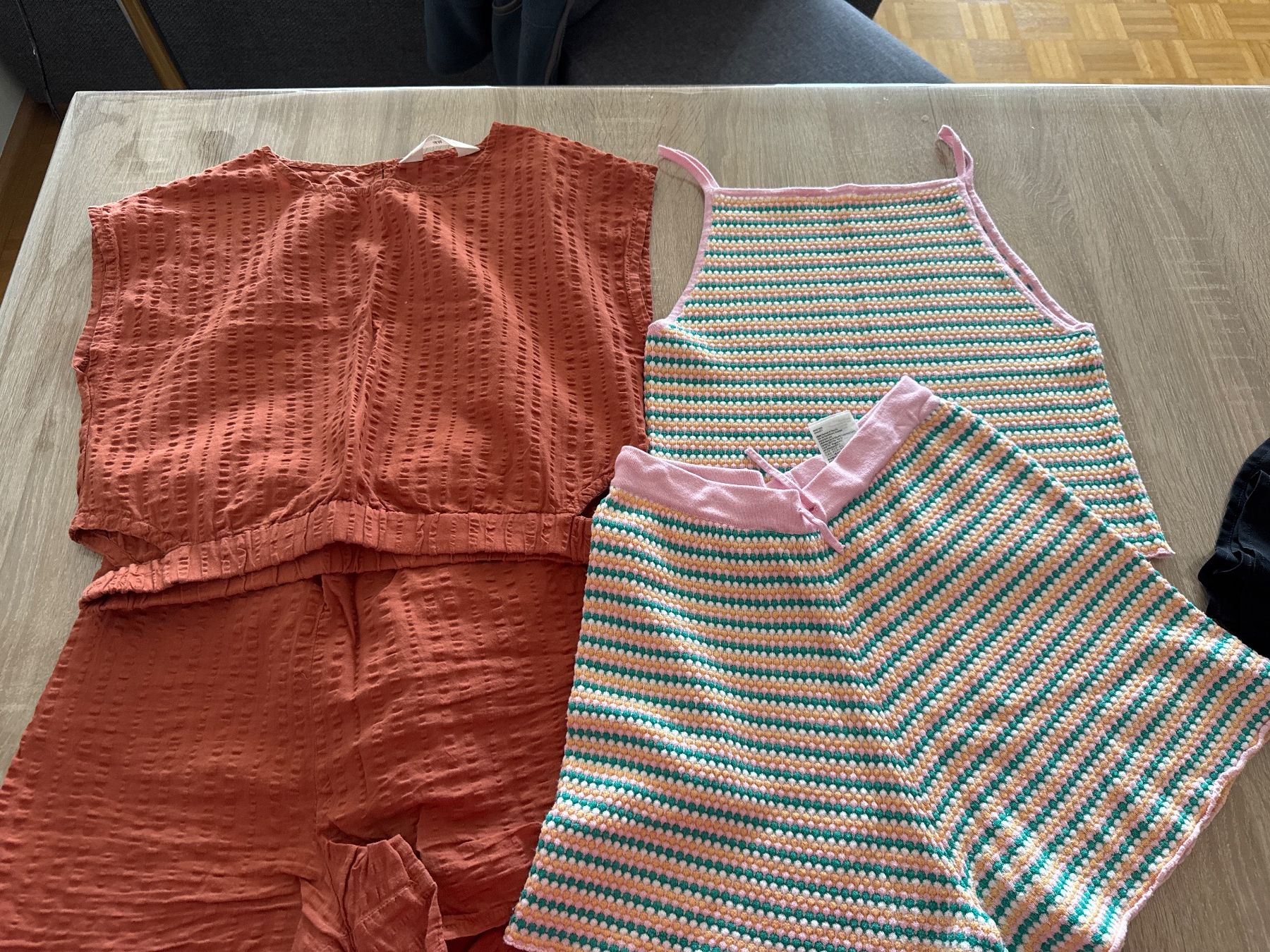 H&M Lotti & Set di vestiti: Mädchen Kleider – Usato da birsfelden venduto da Giuseppe70 2