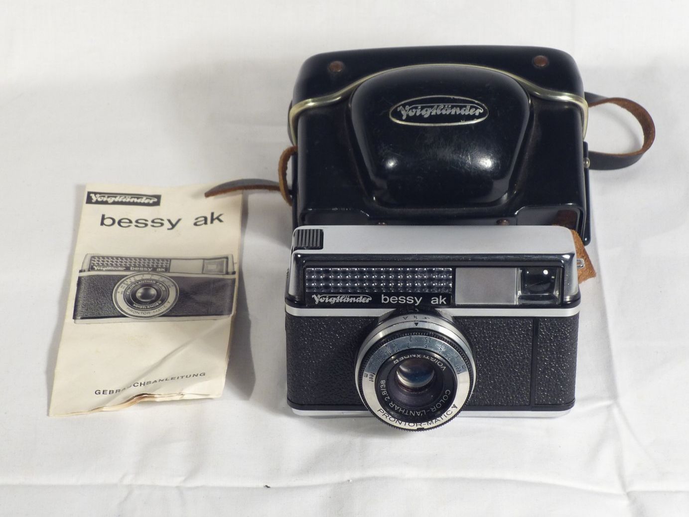 Voigtländer Kamera: Voigtländer Bessy AK Instamatic – Gebraucht aus Zürich von botschinski