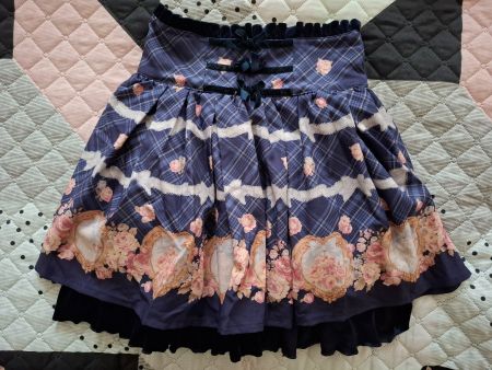 Jupe Liz Lisa (J-fashion)