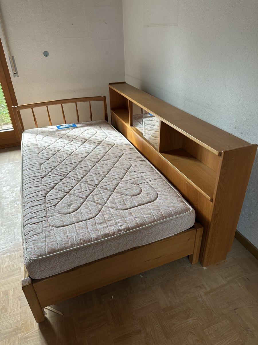 Betten: Antikes Bett – Gebraucht aus Derendingen von Hoschi66 3