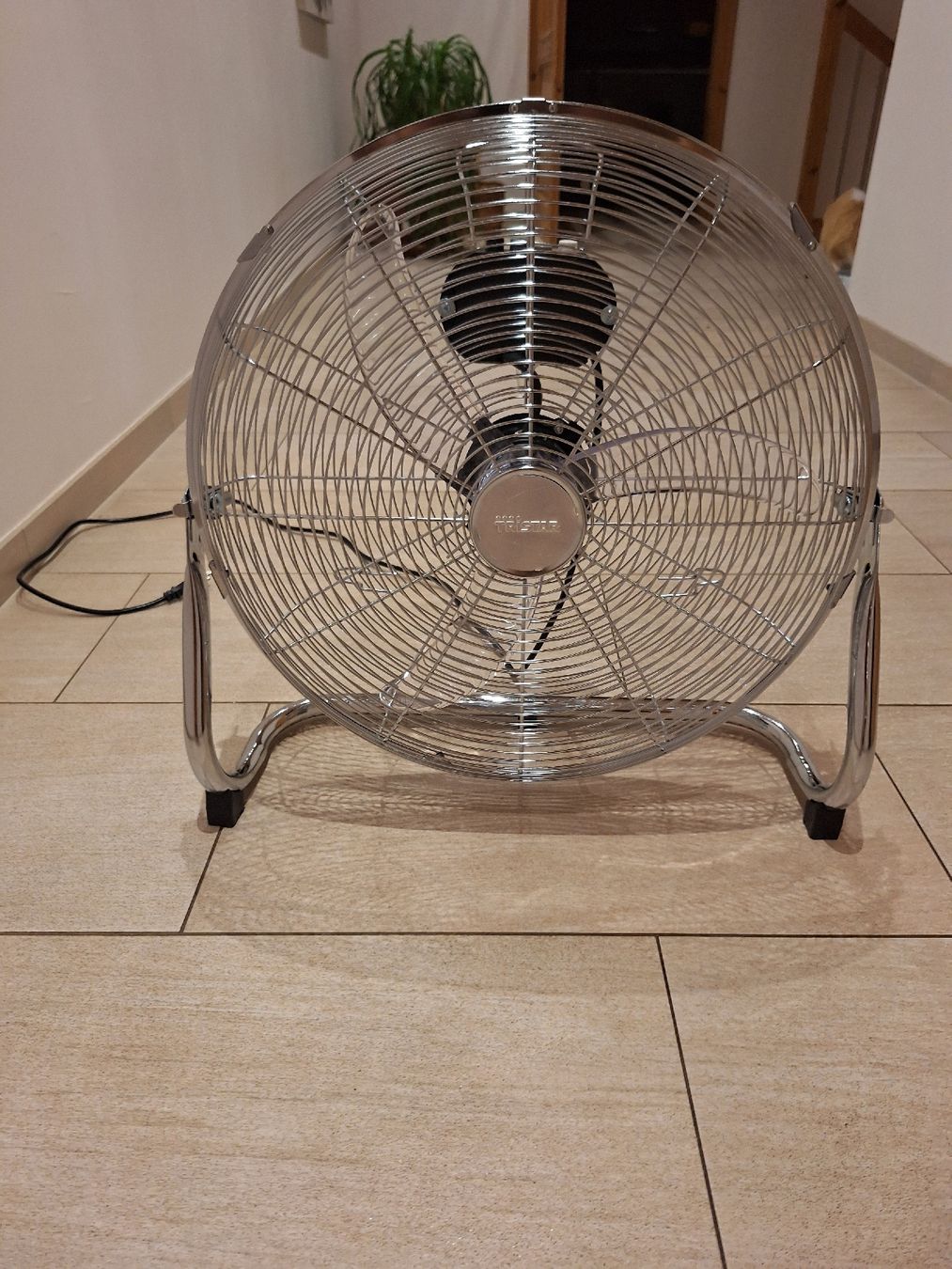 Ventilatori: Ventilator – Nuovo (secondo la descrizione) da Wangen ZH venduto da Kurvepuur