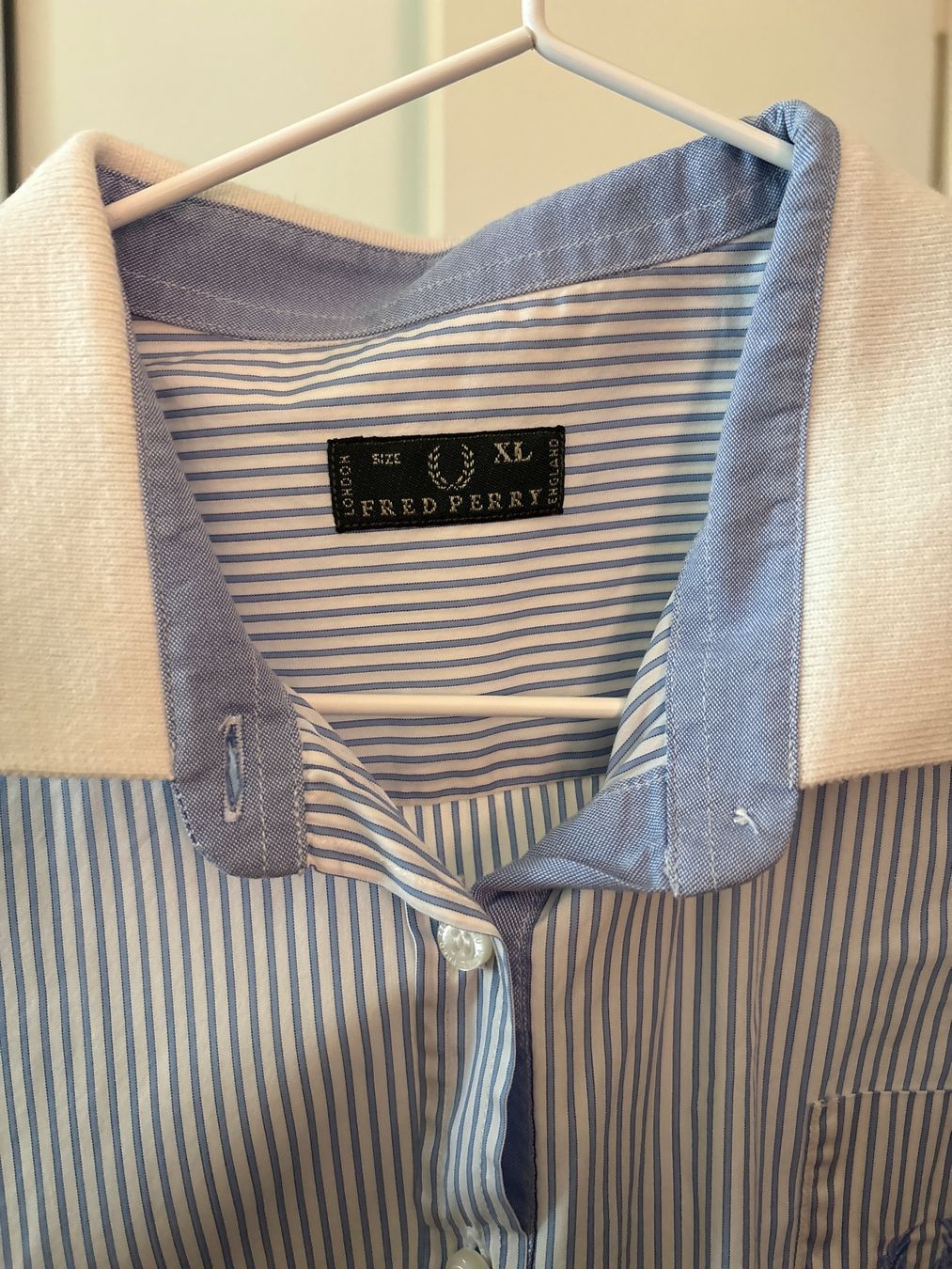 Fred Perry Blusen: Hemd Fred Perry – Neu (gemäss Beschreibung) aus Zürich von bbbggg 2