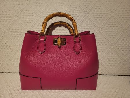 Tolle Pinke Handtasche mit Bambus Griffen Sommerlich 🤩