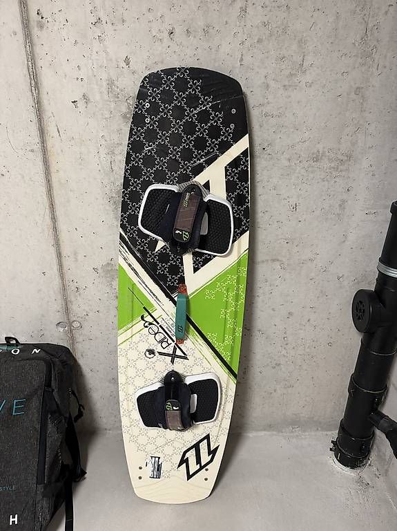 Kite: Kiteboard 141 – Gebraucht aus Bottmingen von adr_hl69 3