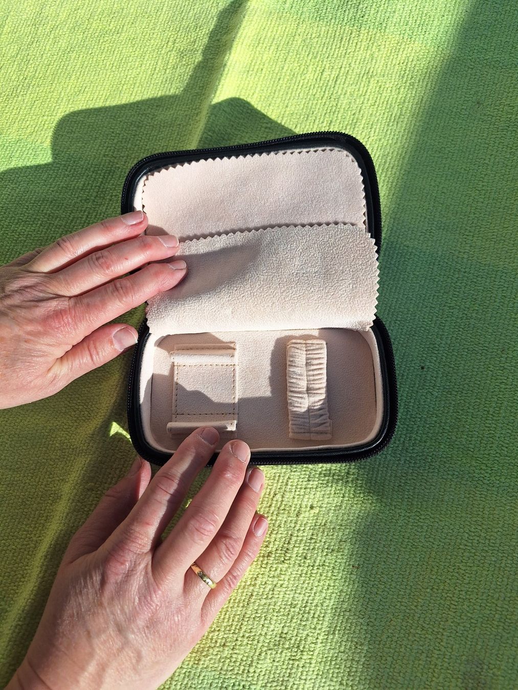 Orologi: Uhren Schutz Case – Nuovo (secondo la descrizione) da Ipsach venduto da nik_6hkj 2