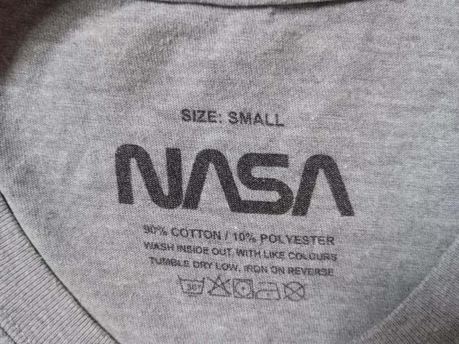 T-Shirts: NASA T-Shirt, Grau, Grösse S – Gebraucht aus Salez von Robe12 2