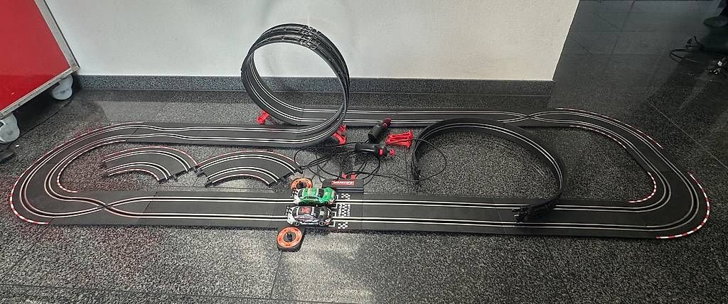 Circuits: Carrera GO!!! Plus DTM Power Lap mit Looping – D'occasion à Schänis par patrickangehrn 2