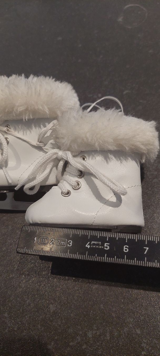Sasha Morgenthaler Bambole: Sasha Puppen Schlittschuhe – Usato da Muri AG venduto da nindo1 2