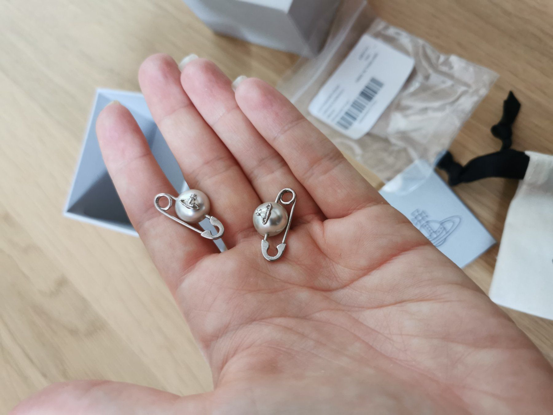 Ohrringe & -stecker: Vivienne Westwood Ohrringe – Gebraucht aus Luzern von larissa_n 1