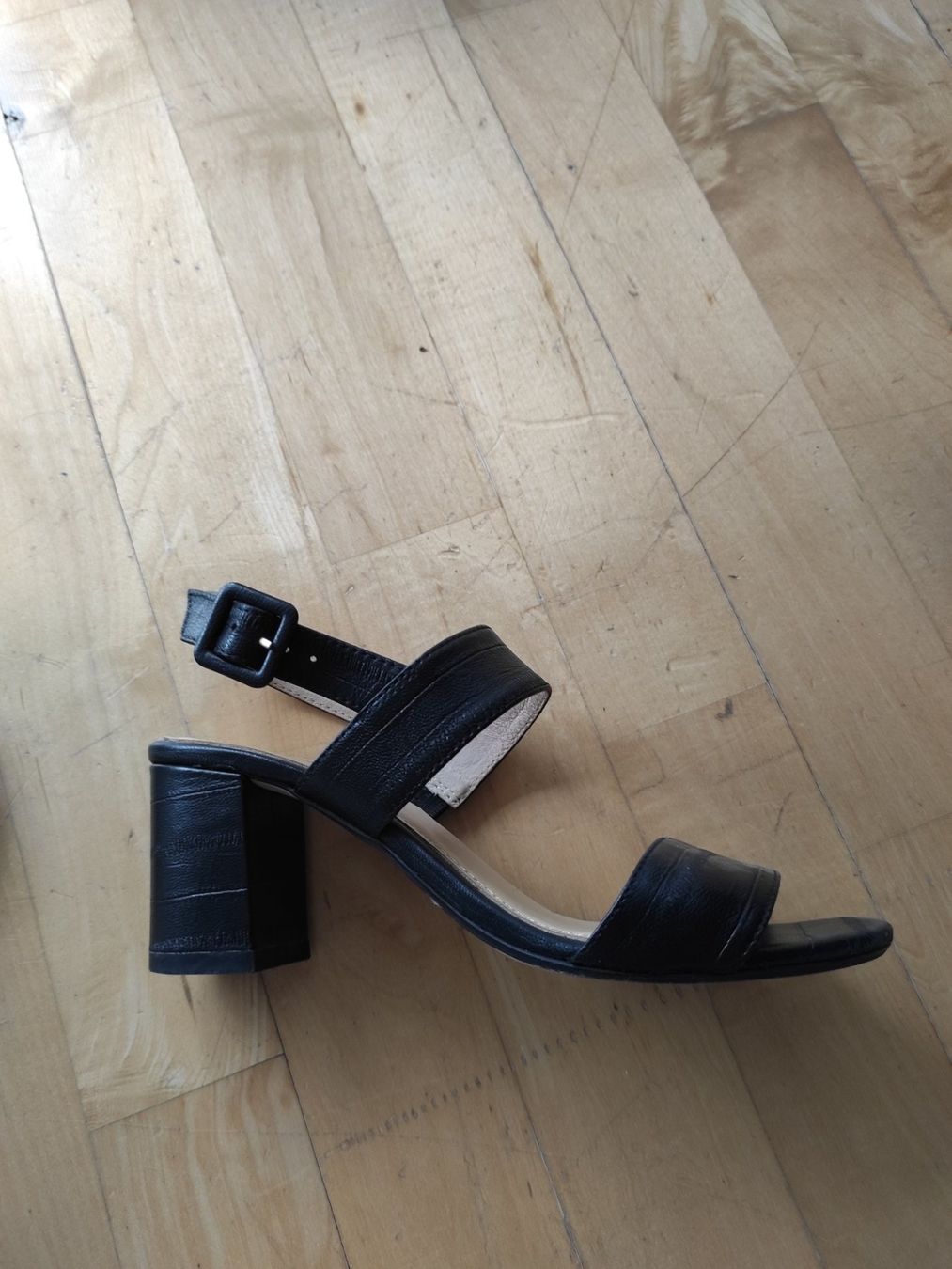 Scarpe da donna: Florsheim schwarze Sandale – Usato da Zürich venduto da ele_h5rz 2