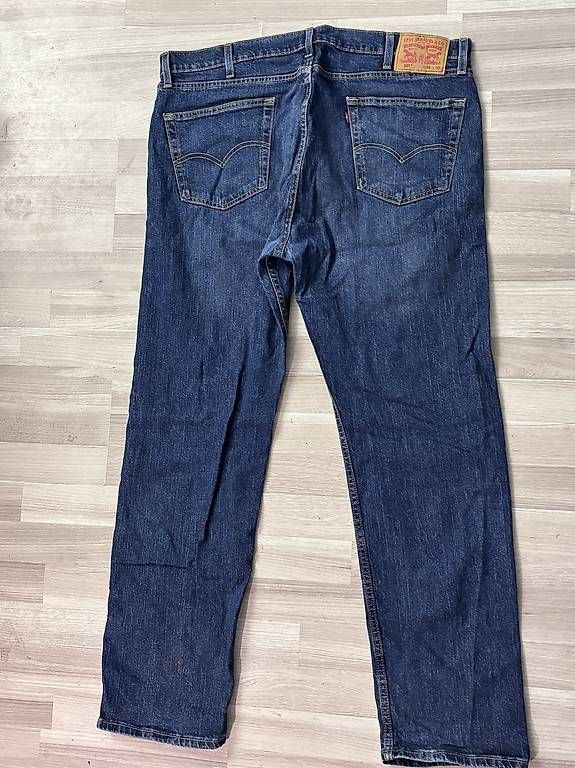 Jeans: Levis 505 Jeans 38x32 – Usato da Basel venduto da 59fifty82 1