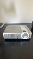TAXAN Beamer KG-PV131X
