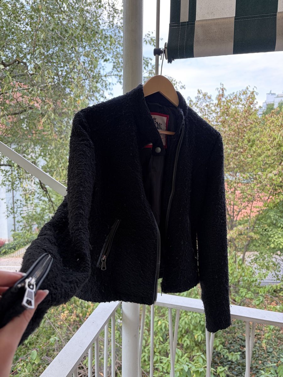 Giacche: Schwarze Bouclé Jacke - Grösse M – Usato da Zürich venduto da bib_ds9n 2