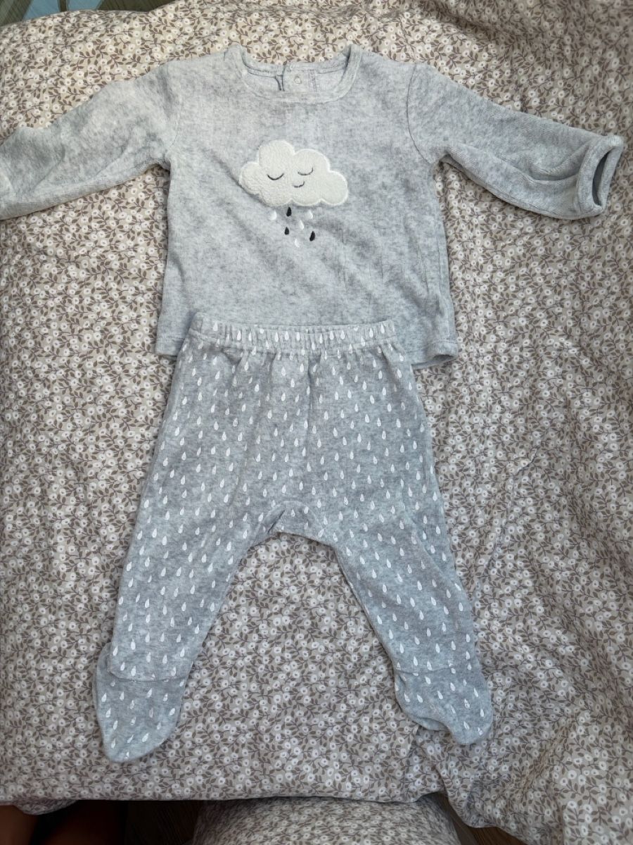 La Redoute Pigiama & Simili: Pyjama gris 67cm – Usato da Küssnacht am Rigi venduto da amynilleuh