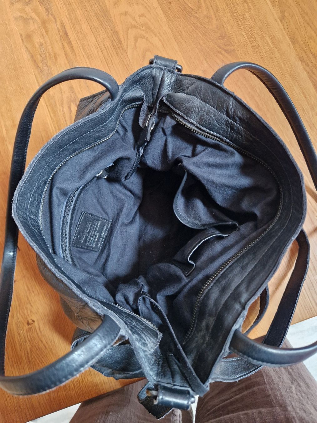 Borse da donna: Ledertasche schwarz von Legend – Usato da Wattenwil venduto da susawe 2