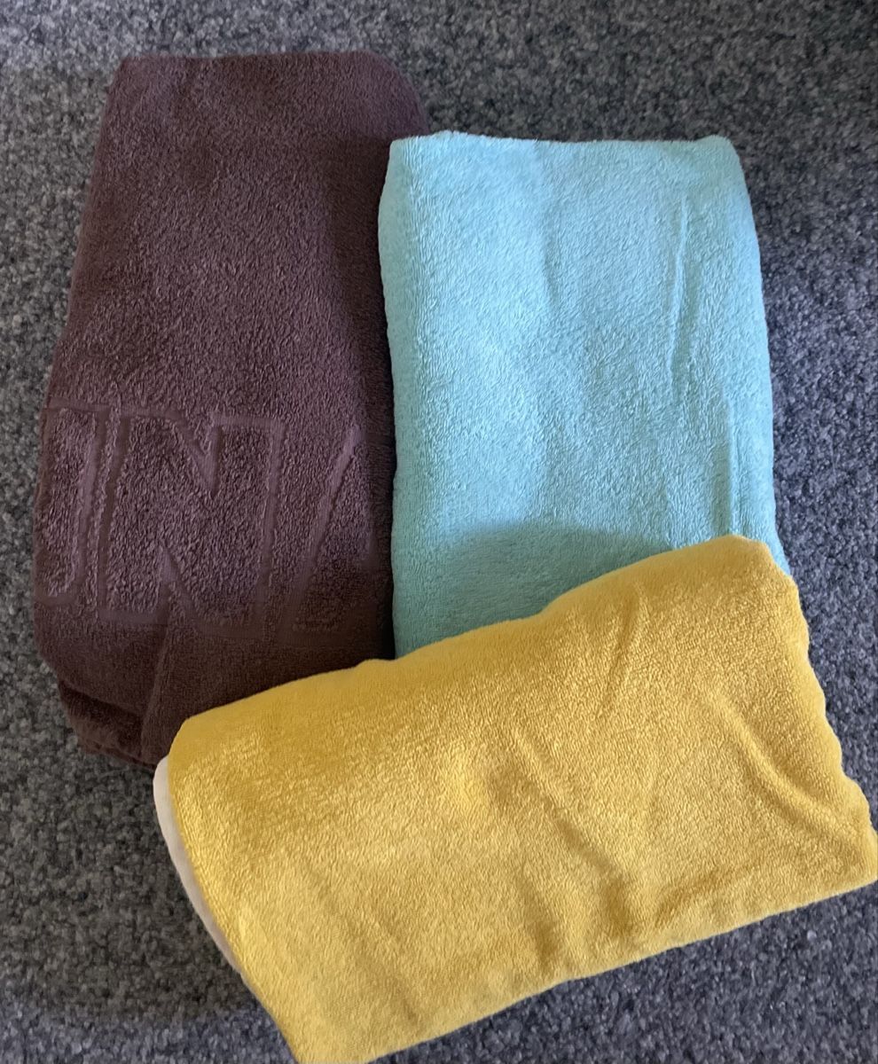 Serviettes de bain: 3 Badetücher gebraucht, für Sauna oder Strand – D'occasion à Au ZH par Jaggy4 2