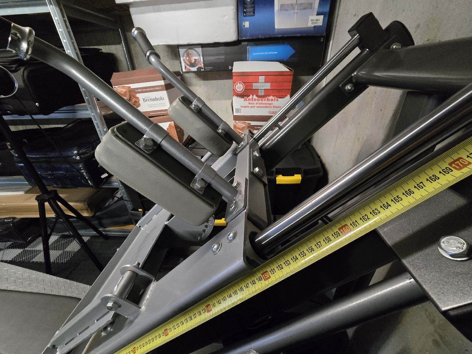 Hometrainer: Hack Squat Machine Used Condition 195cm Length – Gebraucht aus Gümligen von mishras 3