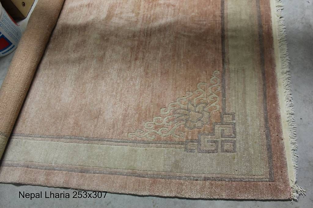 Stoffe: Nepal Lharia – Gebraucht aus Biel/Bienne von Ulmabi 3