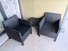 Gartenmöbel-Set aus Polyrattan – 2 Sessel + Tisch