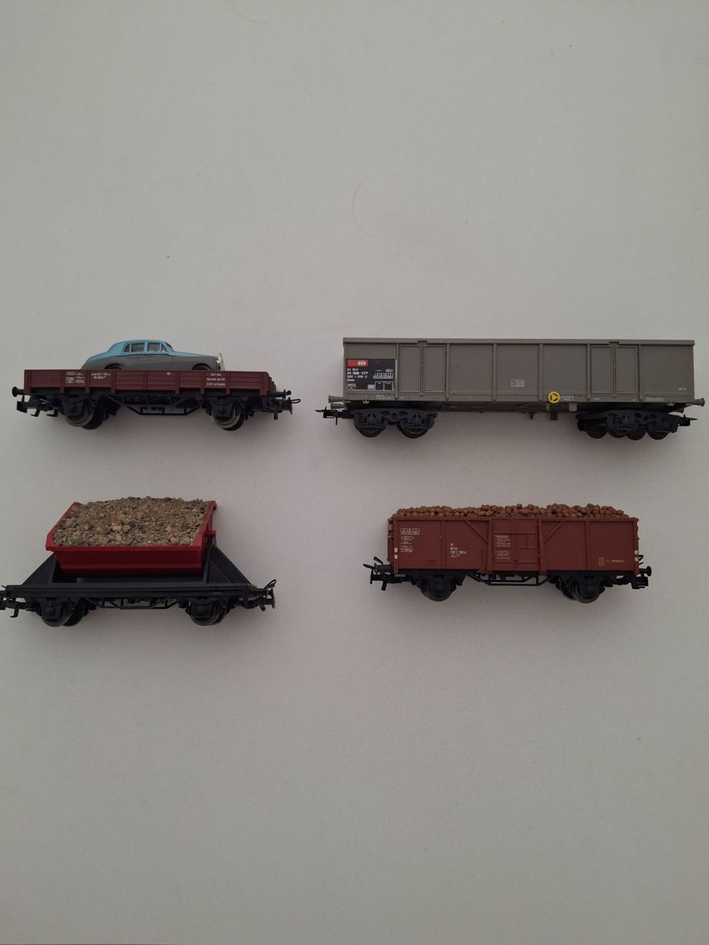 Modellini di ferrovie: Set von 4 Spur H0 Containerwagen – Usato da Dietikon venduto da Hwengi