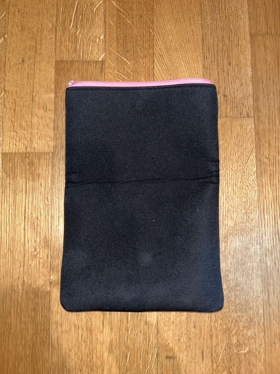 Custodie per cosmetici: Faltbares Necessaire mit pinkem Innenfutter – Usato da Dietikon venduto da na_129 2