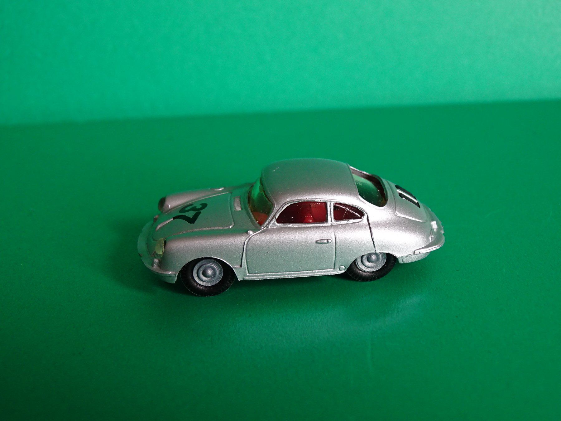 Praliné Modellini d'auto: Porsche 356 von Praliné 1/87 – Usato da Bretzwil venduto da Meex 2