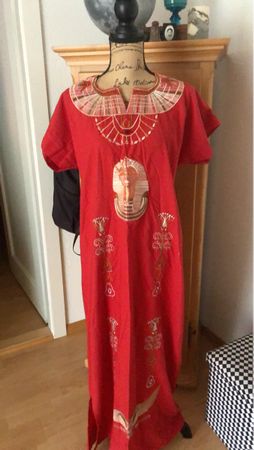 Élégante robe rouge festive - Taille M, parfait état
