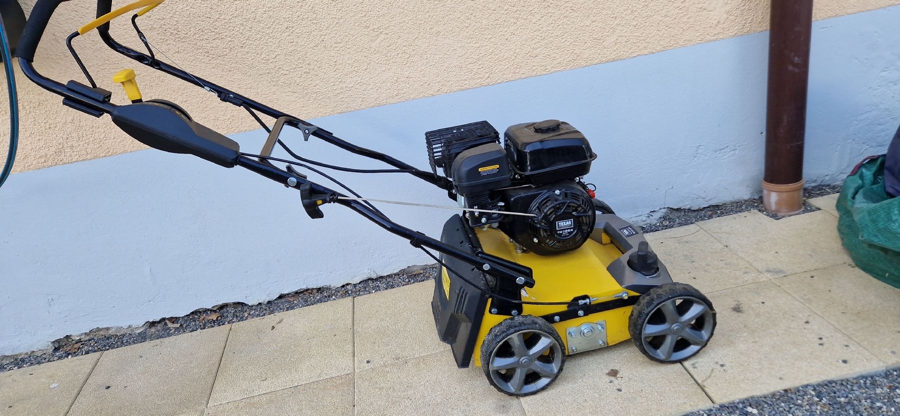 Attrezzi per la lavorazione del suolo: Scarificateur à gazon comme neuf – Usato da St. Ursen venduto da cpi23 1
