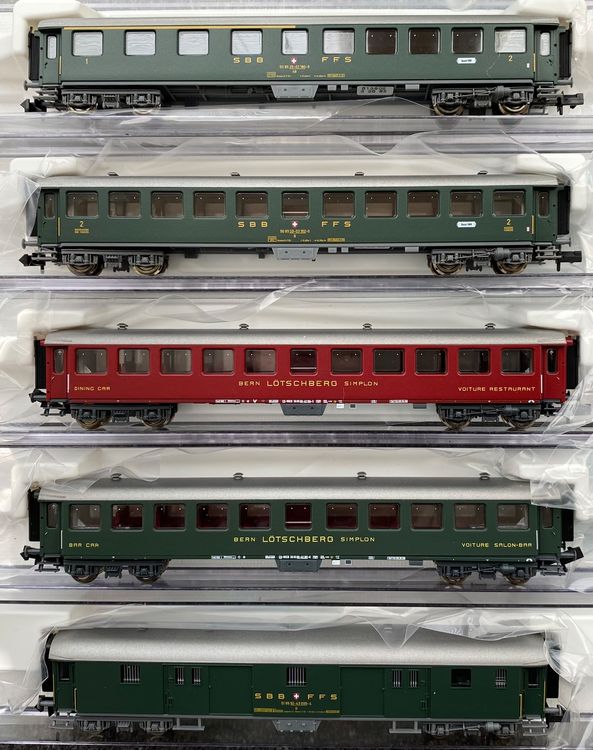 2 Voitures Voyageurs Couchettes KATO N - SBB-CFF-FFS - Bleu - Époque 4/5 - Japon