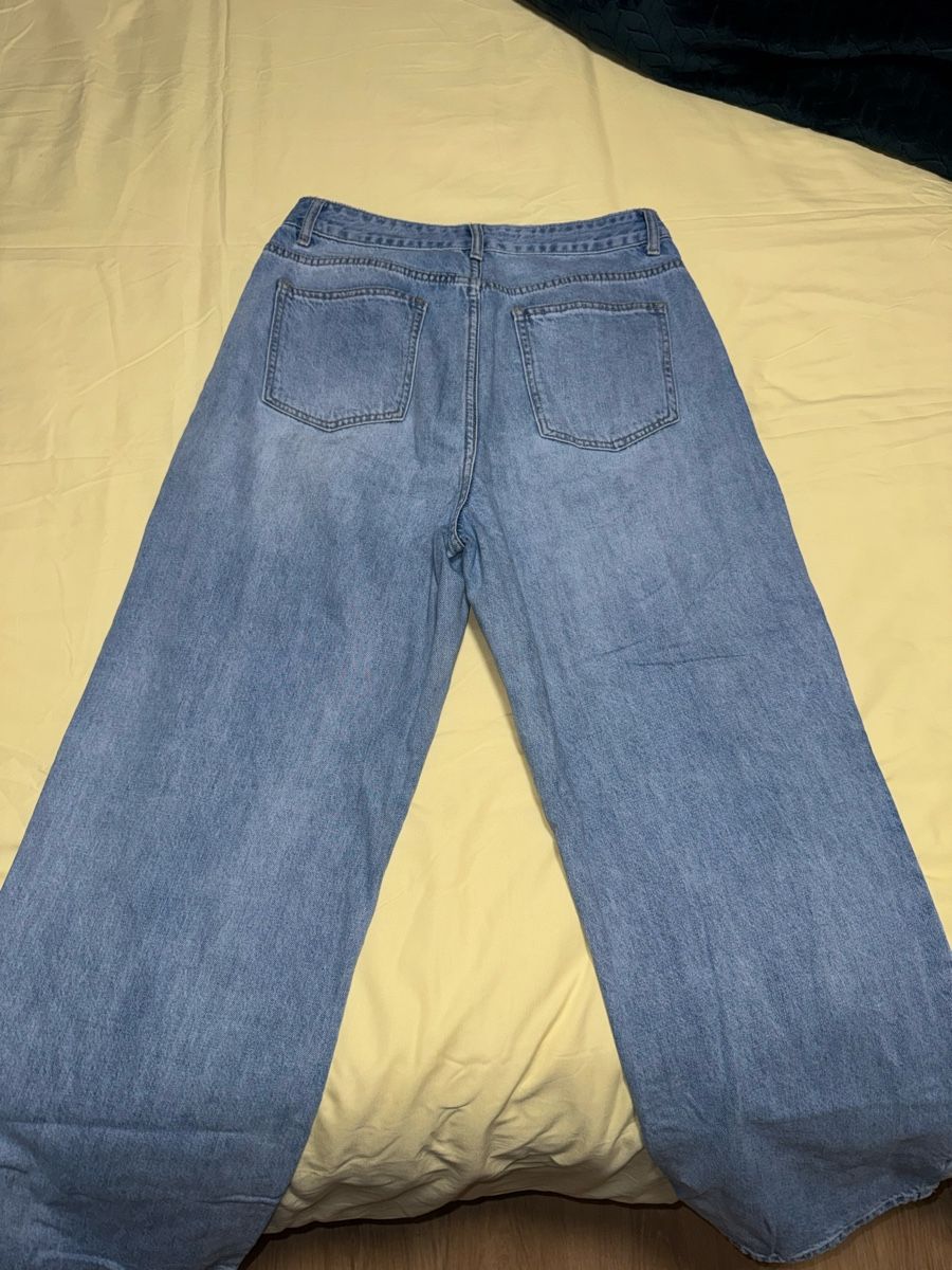 Jeans: Wide Leg Jeans Hellblau Gr. L – Neuf (Voir description) à Bad Zurzach par vit_rct6 3