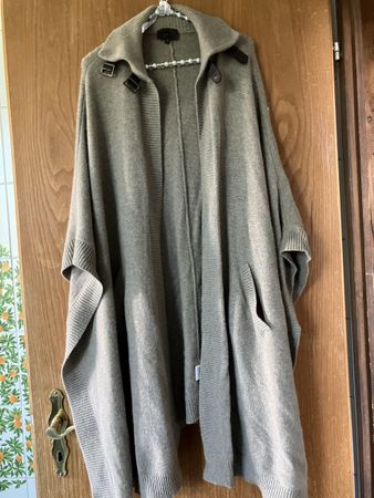 100% Kaschmir Poncho von La Capra Gr M