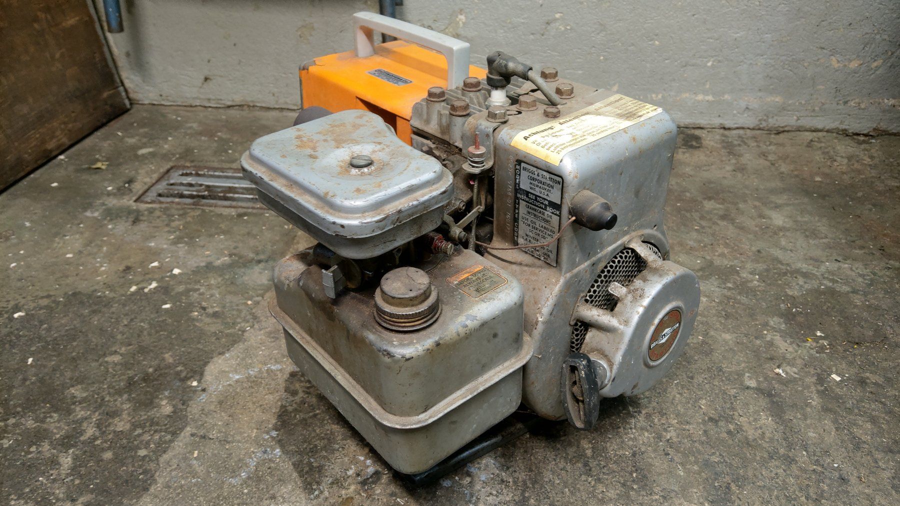 Bosch Generatori di corrente: Generator Bosch BWSA 0.65kVA – Usato da Bern venduto da ksliqbe 2