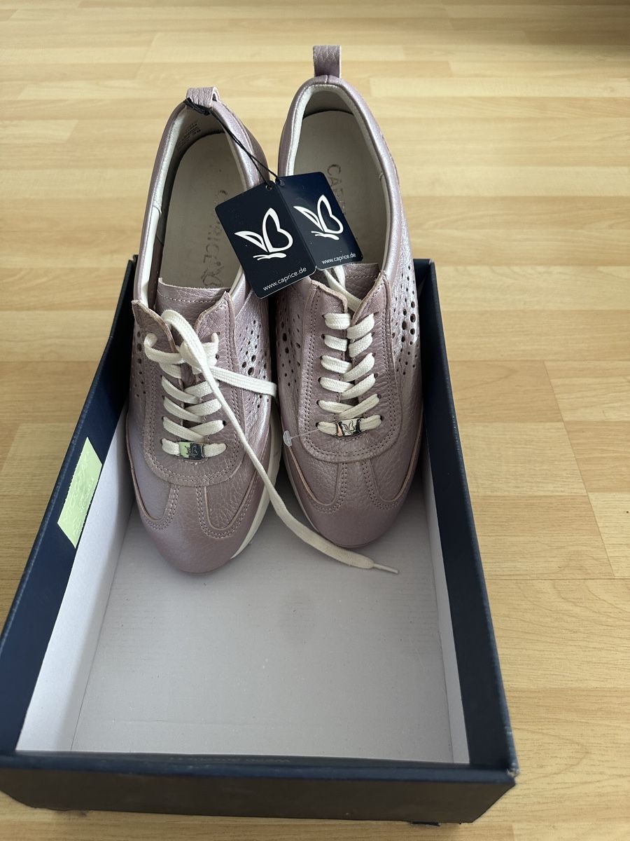 Scarpe da donna: CAPRICE Damen 39,5  Sneaker – Nuovo e nell'imballaggio originale da Weinfelden venduto da kam_jxz5 2
