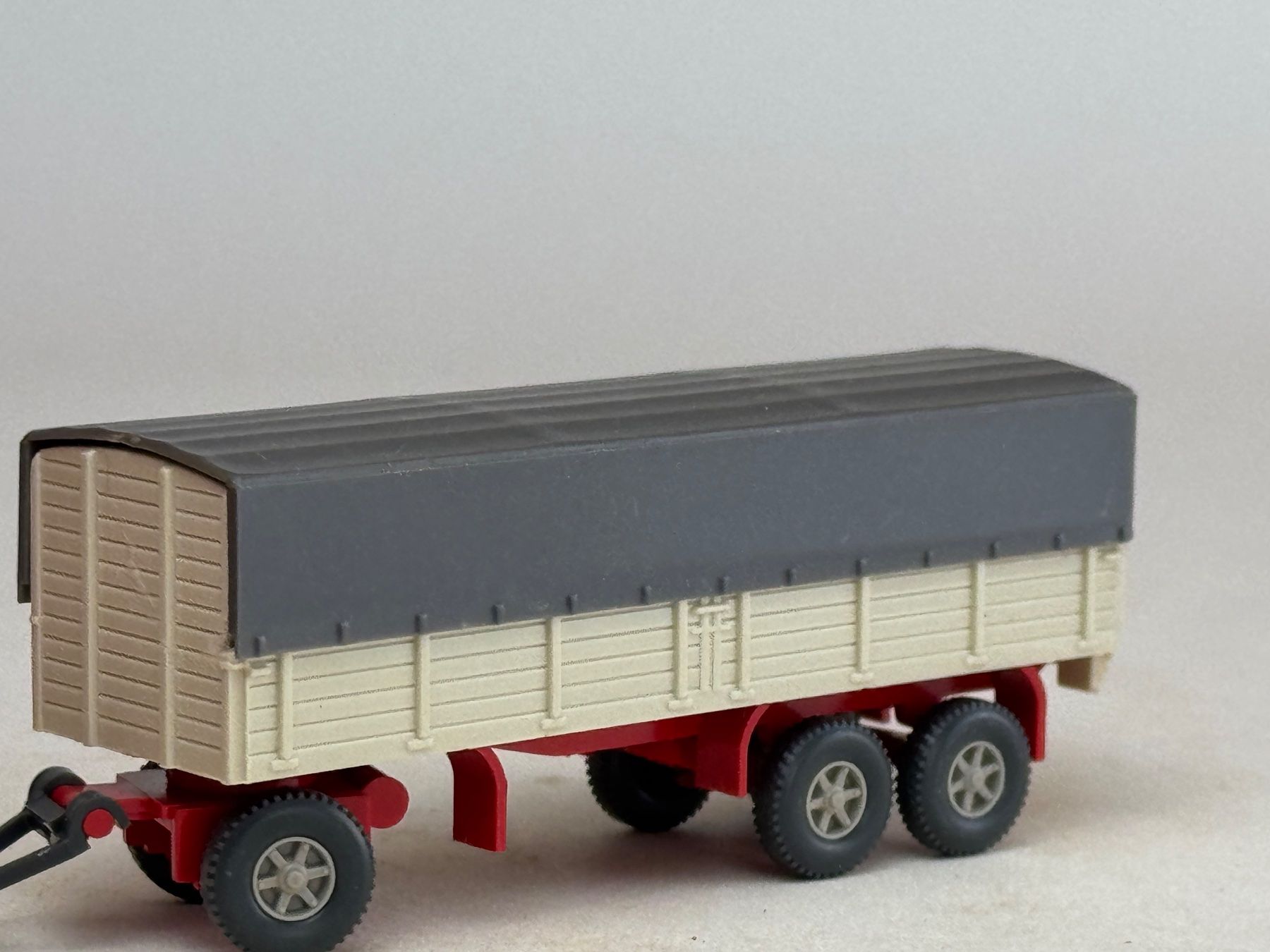 Wiking Modellini d'auto: VE1- Wiking drei Achs Anhänger – Usato da Elm venduto da Wikmtz