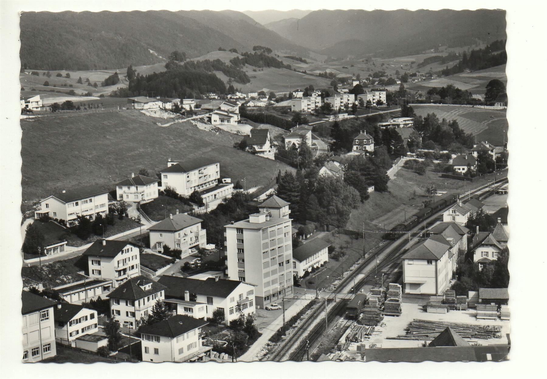Cartoline postali: MALLERAY-BÉVILARD Flugaufnahme – Usato da Jona venduto da philajona