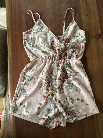 Jumpsuit Kurz Gr. 34 Blumenmuster hellrosa🎀
