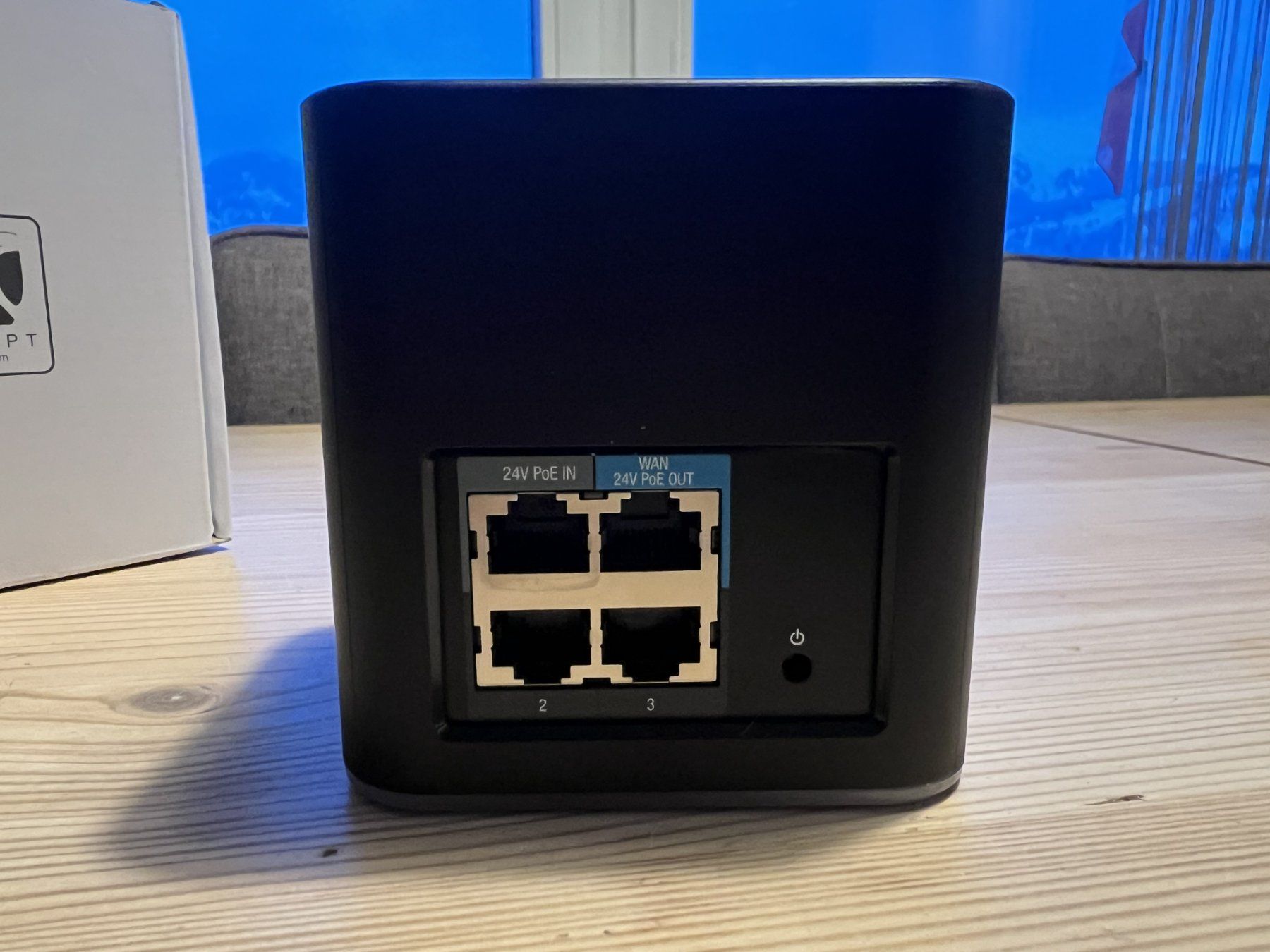 Ubiquiti WiFi: Access Point airCube ACB-AC – Usato da Illgau venduto da Rbe 3