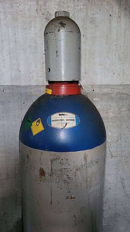 Apparecchiature e tecnologia a gas: Sauerstoff Oxygene Flasche Carbagas gross – Usato da Orpund venduto da Tom648