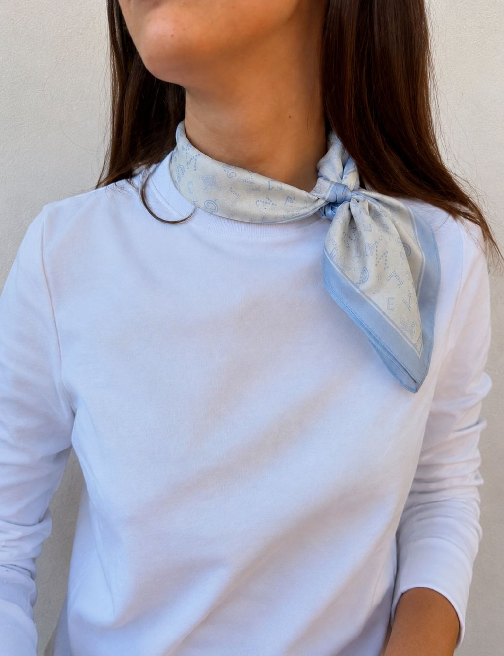 Celine Foulard & Sciarpe: CELINE Baumwolltuch 50x50 cm – Nuovo e nell'imballaggio originale da Zürich venduto da LIMAR