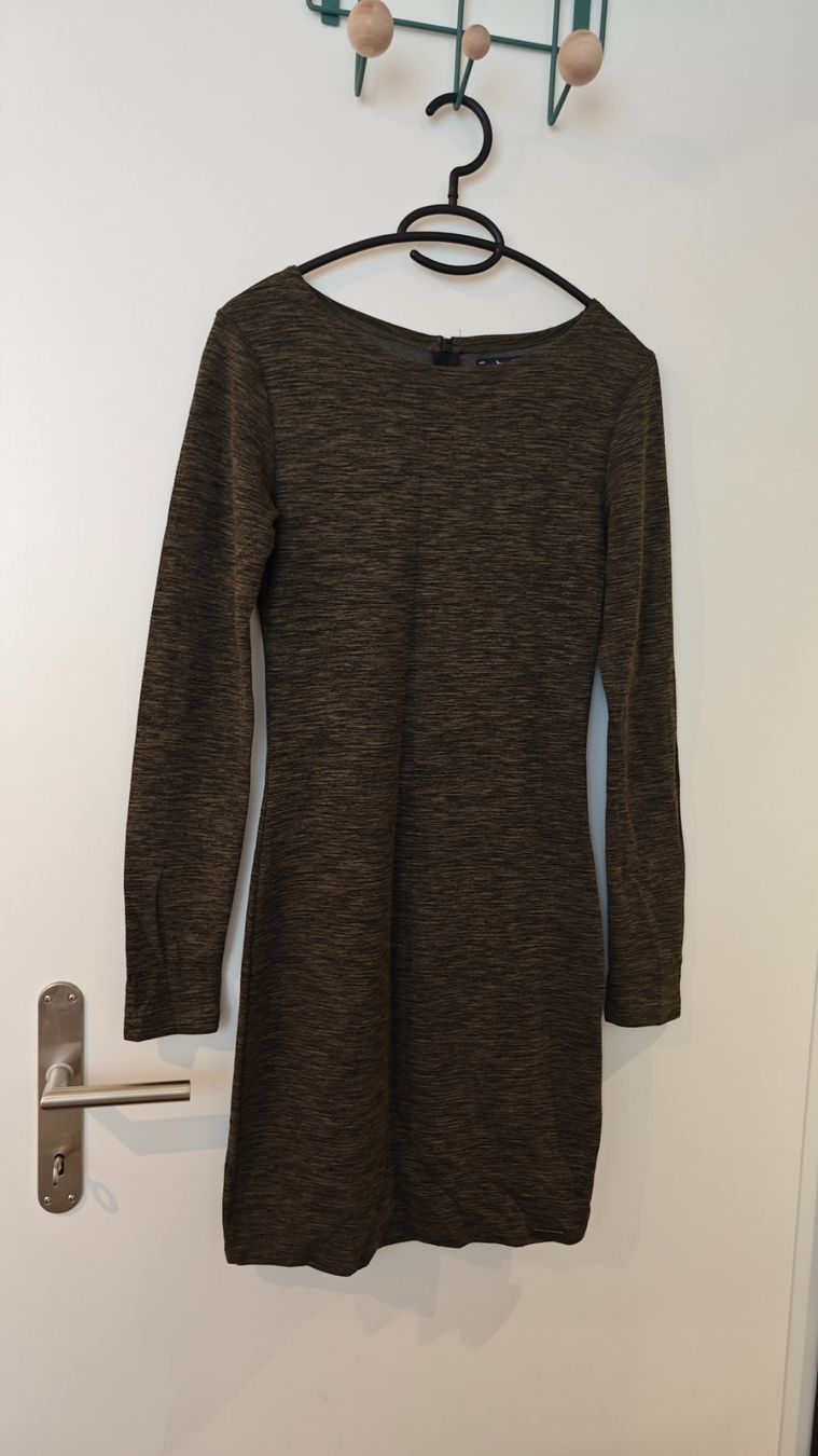 Kleider: Superdry enganliegendes Kleid Gr. S – Gebraucht aus Bülach von mastika82 3