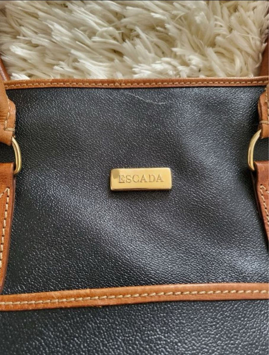 Escada Taschen für Damen: Schultertasche von Escada – Gebraucht aus Bern von nui_6vmk 1