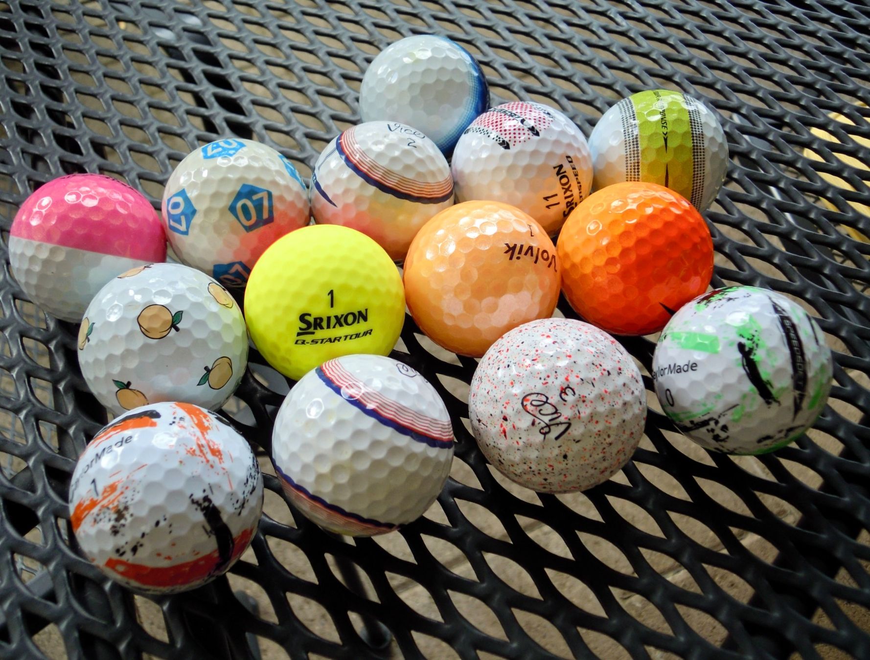 Ballons: Neuwertige Golfbälle  vom Golfer – D'occasion à Waldkirch par Wasu 2