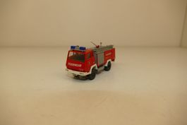 Roco 1:87: Steyr 91 Feuerwehr