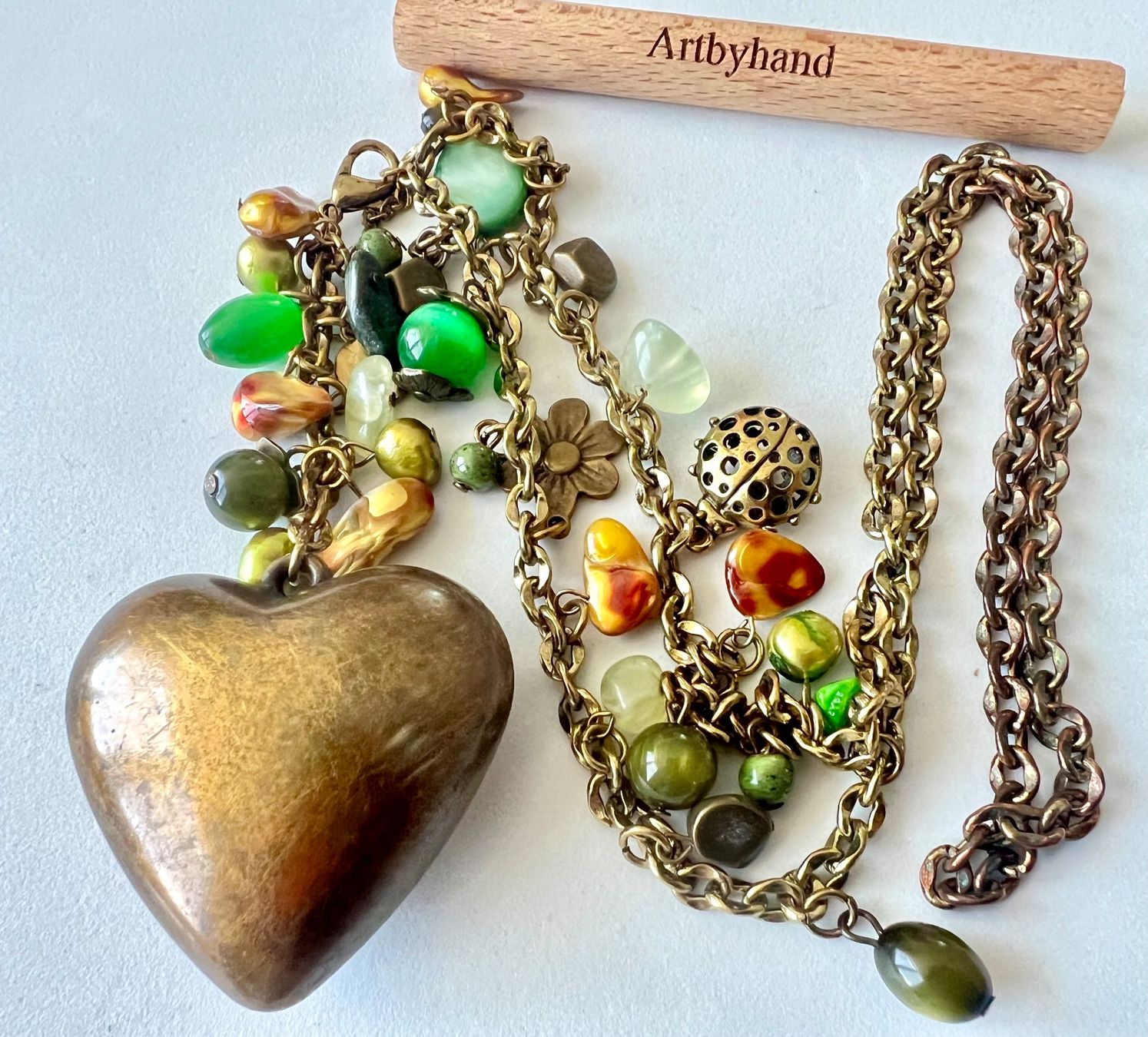 Catenine: Boho Statement-Kette XXL Herzanhänger Perlmutt & Echt-Perlen – Usato da Ruswil venduto da artbyhand