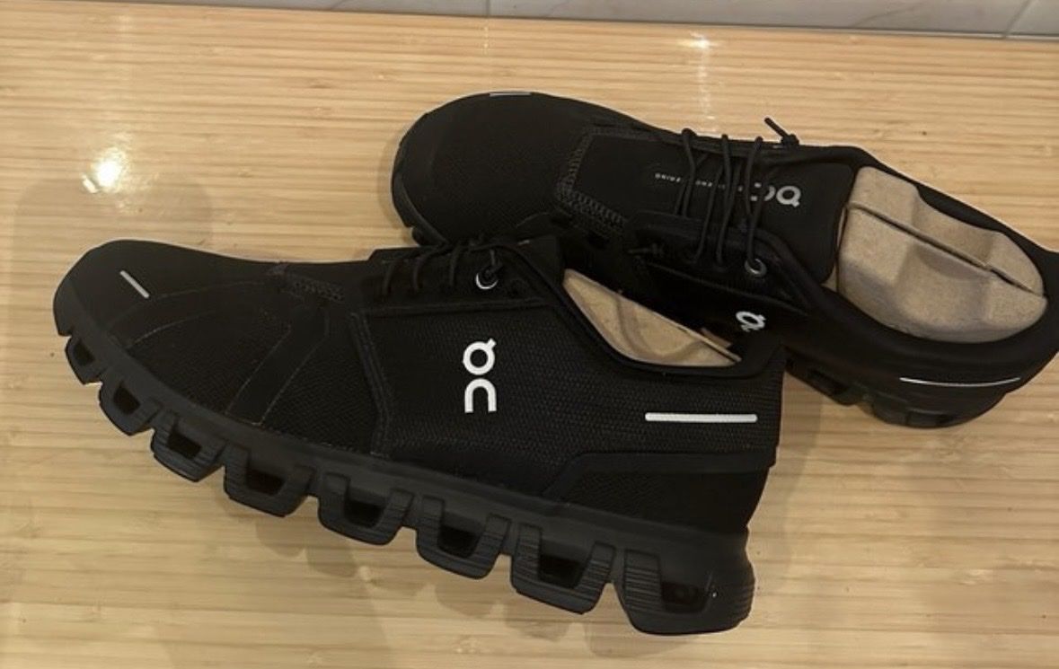 On Herrenschuhe: On Running Cloud 6 Shoes Black EU 45 – Neu und originalverpackt aus Zürich von gel_8npg 1