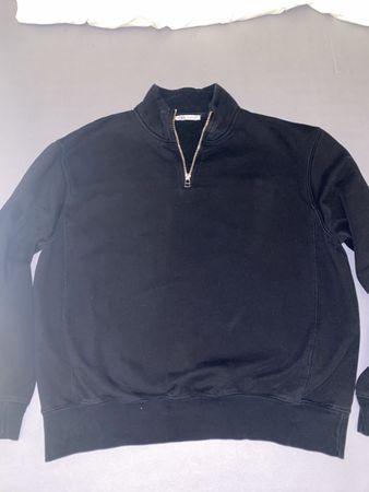 Zara Pullover schwarz mit Reissverschluss